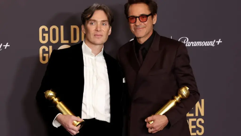 Cillian Murphy y Robert Downey Jr en los Premios Globo de Oro 2024