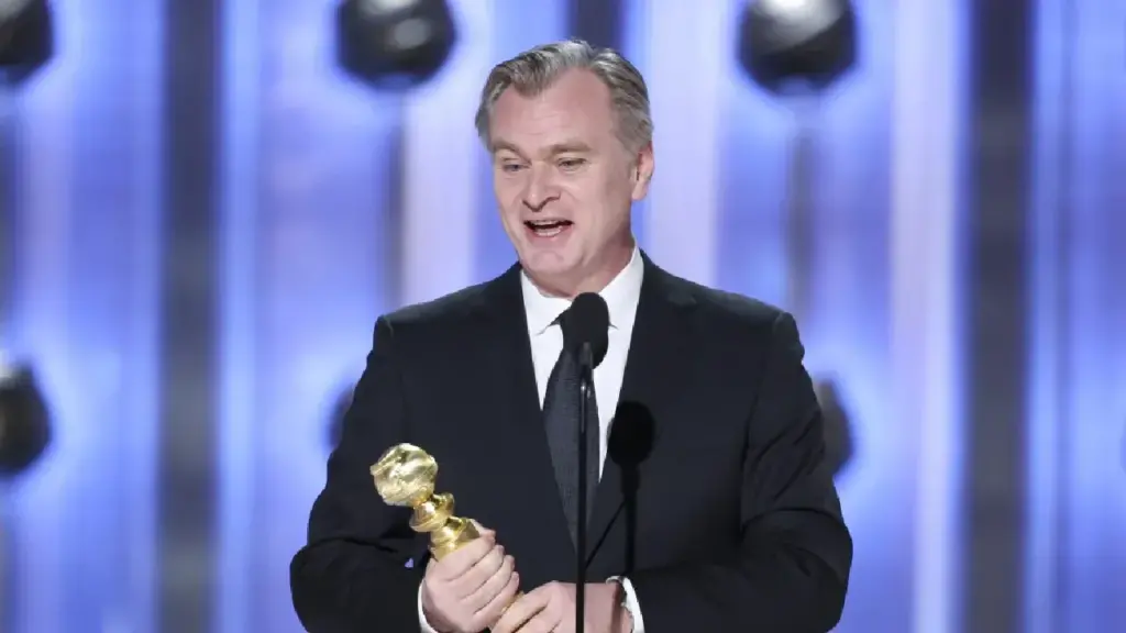 Christopher Nolan en los Premios Globo de Oro 2024
